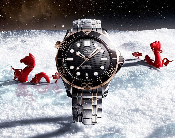 Cách phân biệt đồng hồ Omega thật giả